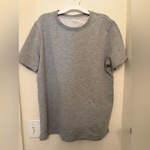 ALO Yoga Athletic Heather Gray Short Sleeve Tee